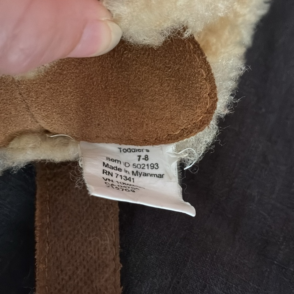 Shearling Slippers - Picture 8 of 8
